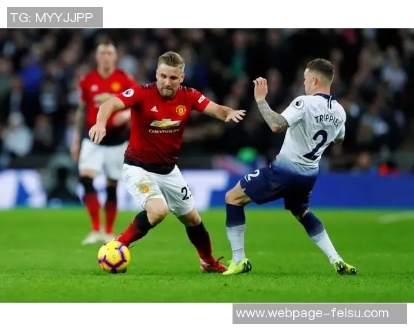 曼联主场迎战伯恩利争夺英超积分榜重要三分之战